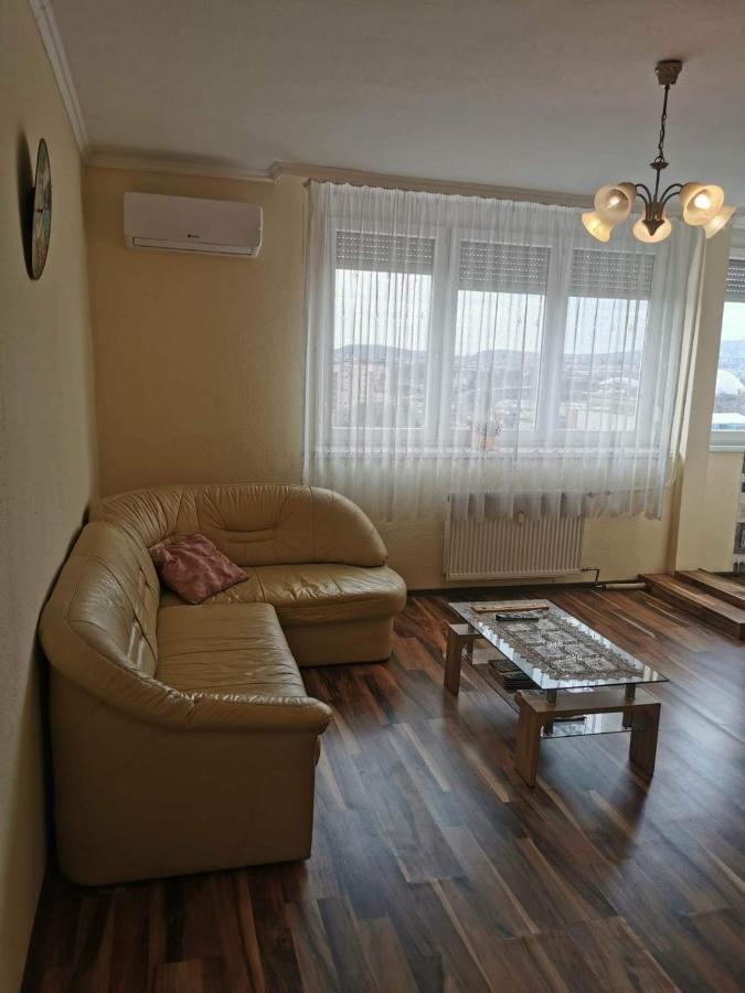 Vegas Zuglo Budapest Bagian luar foto